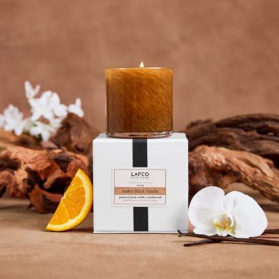 Amber Black Vanilla Foyer Candle 6.5 oz.