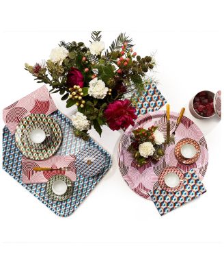  Large Napkins, Set Of 2 18" x 18"