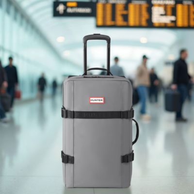 Hunter Stormhaul 25" Rolling Duffle Bag Luggage