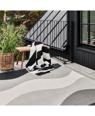  Urvi Rug, 2'3" x 9'9"