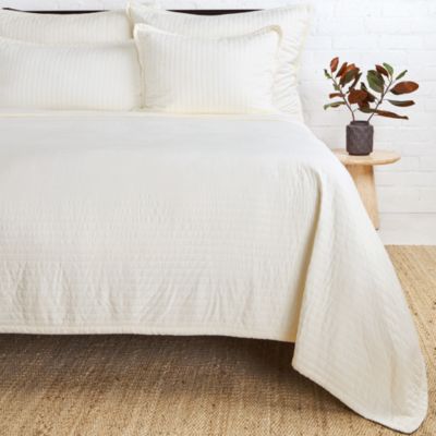 Carlyle Bedding Collection