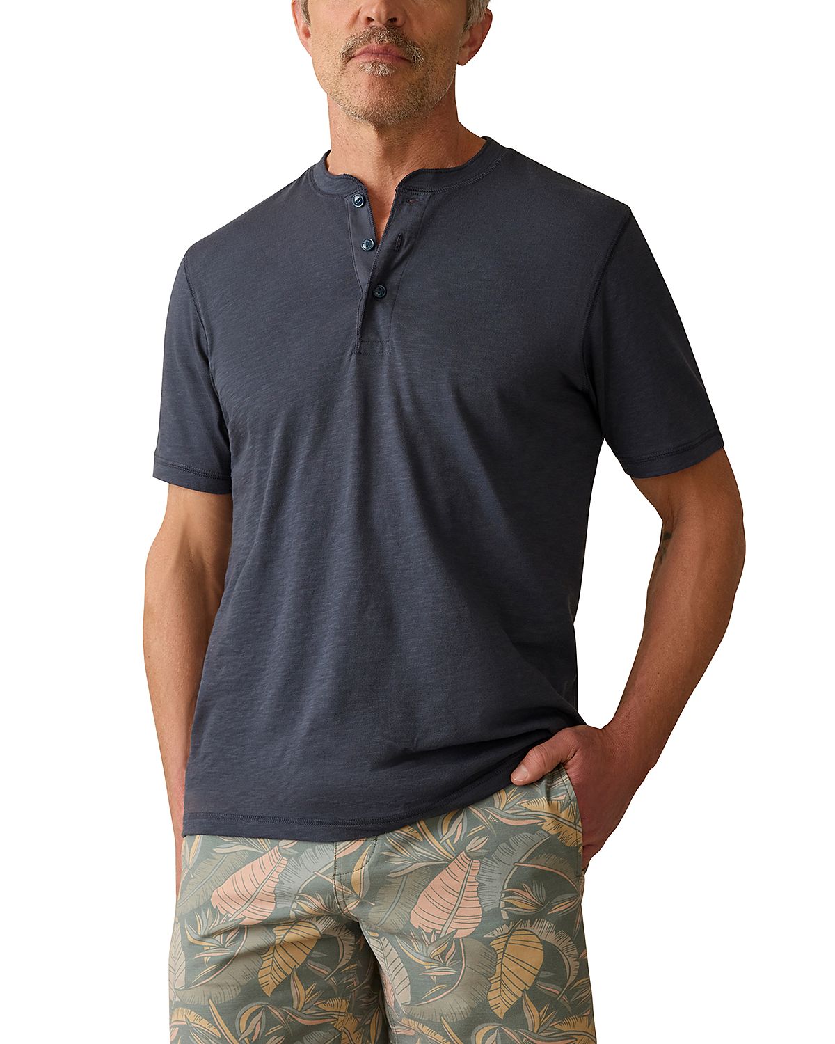 Faherty Sunwashed Henley