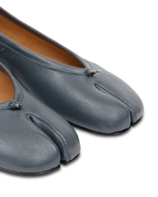 Maison Margiela Women's Tabi Leather Ballerina Flats
