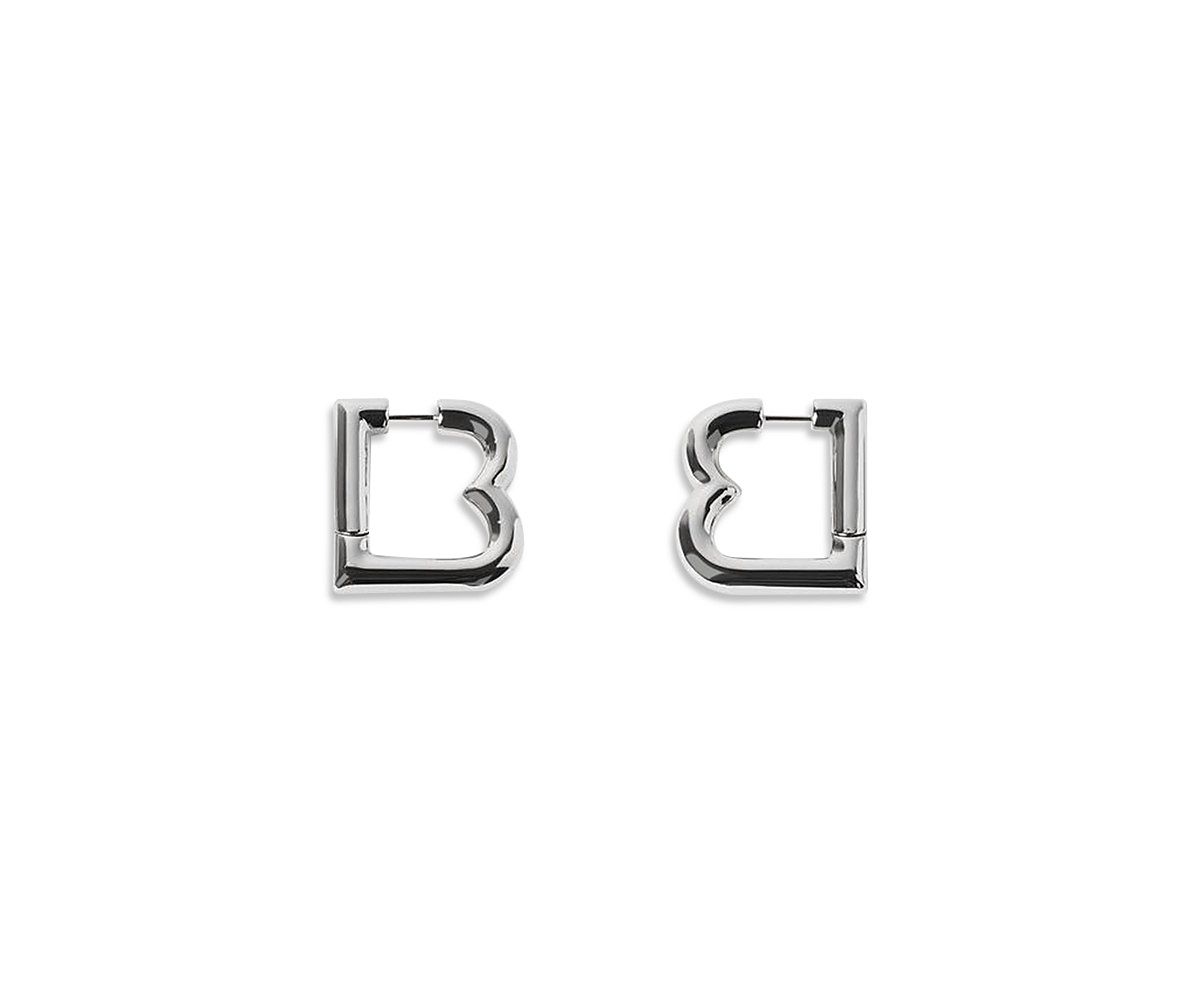 Balenciaga B