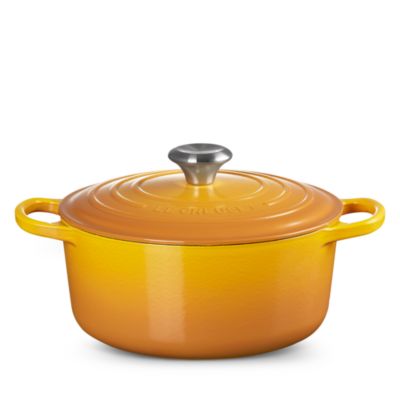 7.25-Quart Signature Round Dutch Oven