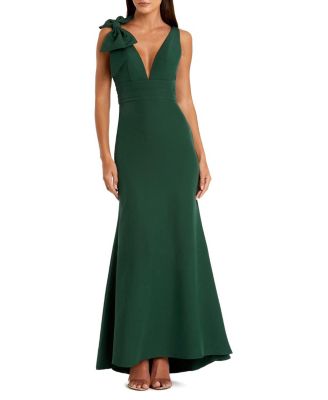  Petite Sleeveless V Neck Bow Detail Mermaid Gown