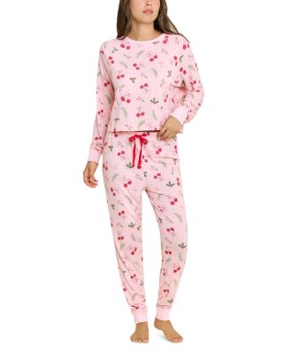 Star Seeker Raglan Sleeve Top & Drawstring Pants Pajama Set