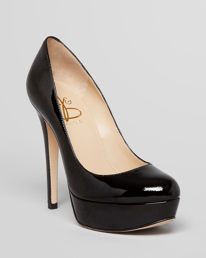 Joan and discount david pumps