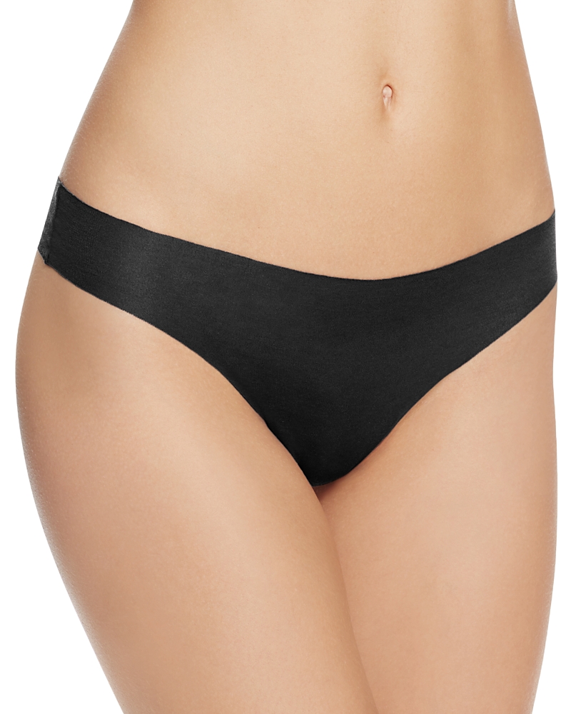 Hanro Invisible Cotton Thong Underwear In Black