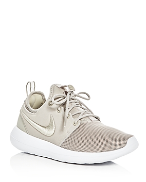 NIKE WOMEN'S ROSHE TWO LACE UP SNEAKERS,896445