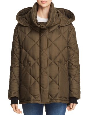 Burberry Blakeshall Quilted Coat 