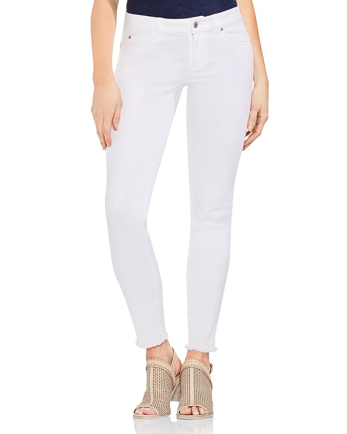 VINCE CAMUTO FRAYED SKINNY JEANS IN ULTRA WHITE,90993338
