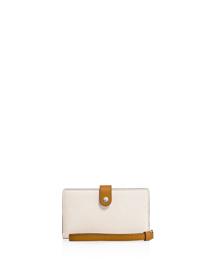 Coach deals smartphone wristlet