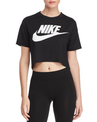 nike essential crop