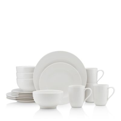 For Me 16 Piece Set; Service For 4
