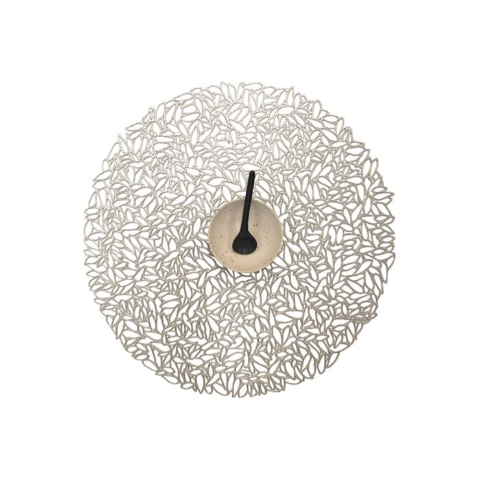 Chilewich Pressed Petal Placemat In Gunmetal