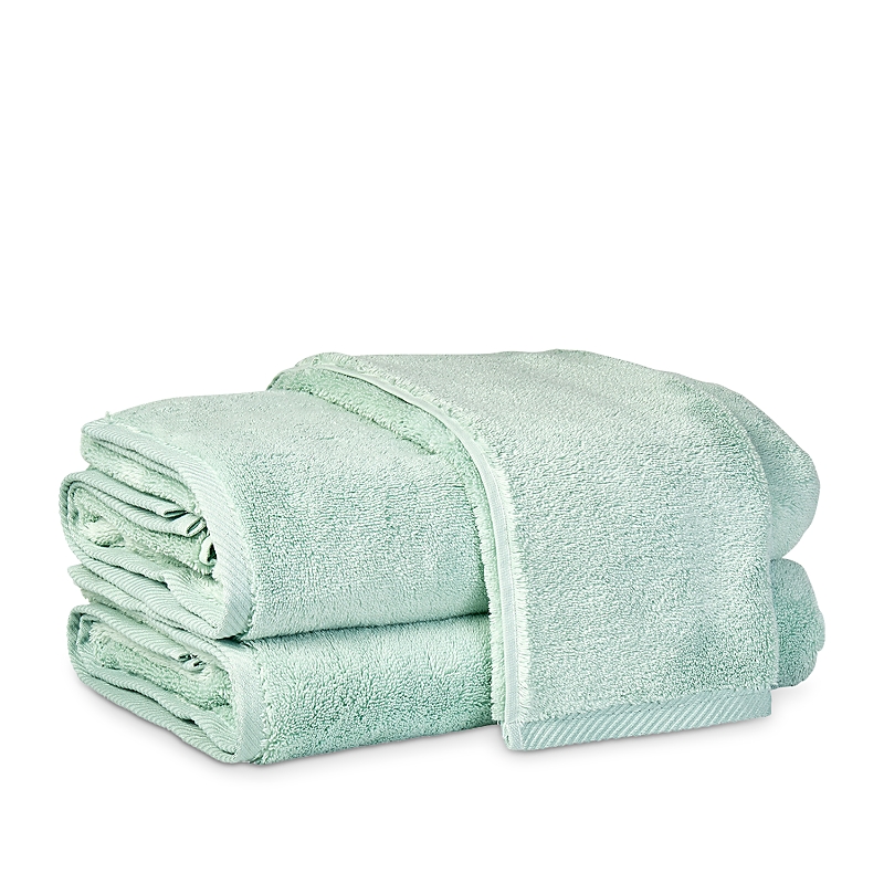 Matouk Milagro Hand Towel In Aqua