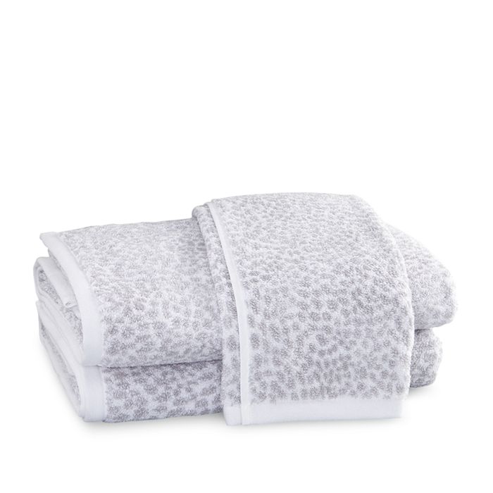 Matouk Lulu Dk For  Nikita Bath Towel In Silver