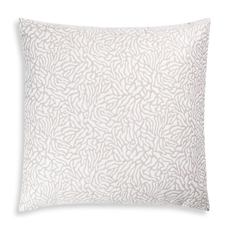 Matouk Schumacher Cora Euro Sham In Natural/white