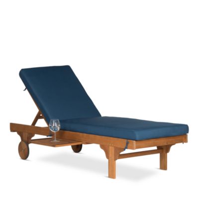 Newport Chaise Lounge Chair With Side Table