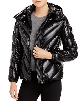 Womens Clothing Coats Long coats and winter coats Moncler V-neck Padded Coat in Black 