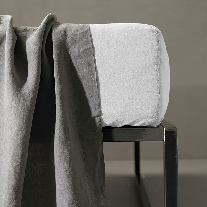 Shop Society Limonta Rem Linen Fitted Sheet, King In Bianco