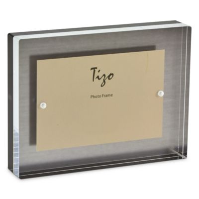 Lucite 4" x 6" Picture Frame