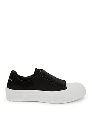 Alexander Mcqueen Tread Slick Chunky-sole Sneakers In Black/white