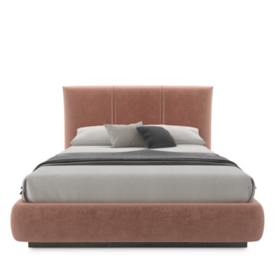 Hupp&eacute; Laurent Upholstered Queen Bed