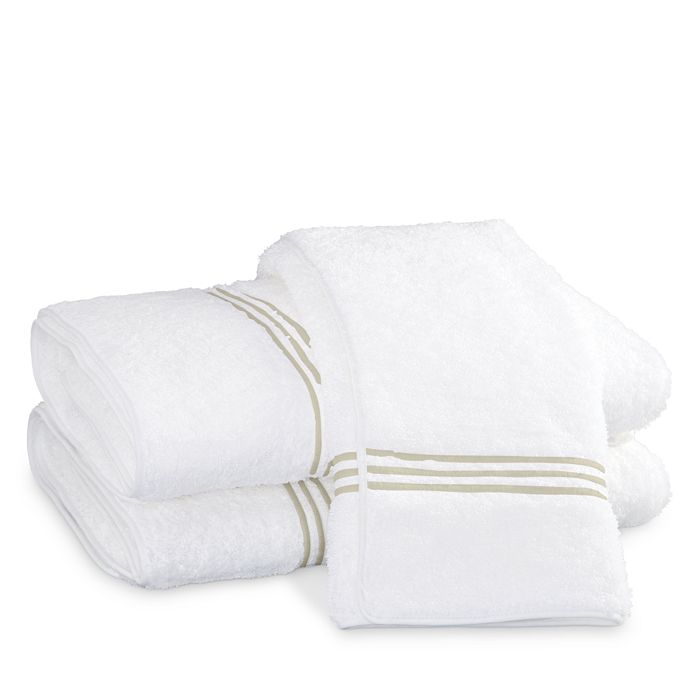 Matouk Bel Tempo Milagro Bath Towel - 100% Exclusive In White/almond