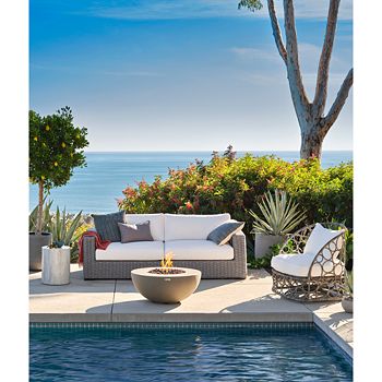 Capri Outdoor Lounge Chair