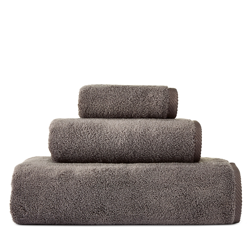Matouk Milagro Fingertip Towel In Charcoal