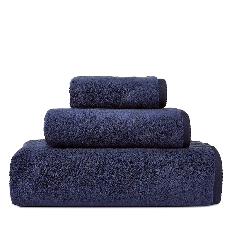 Matouk Milagro Fingertip Towel In Navy