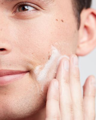 Dynamic Resurfacing Facial Wash 6.7 oz.