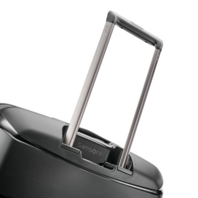 Outline Pro Medium Spinner Suitcase