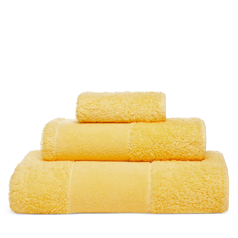Shop Abyss Super Line Bath Towel - Exclusive In Popcorn Yellow