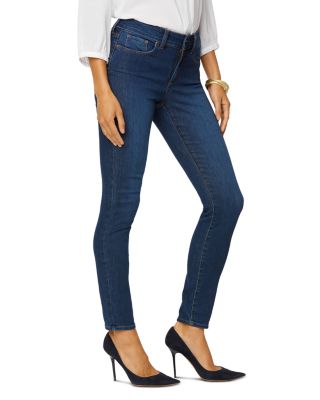 Ami Skinny Jeans in Quinn