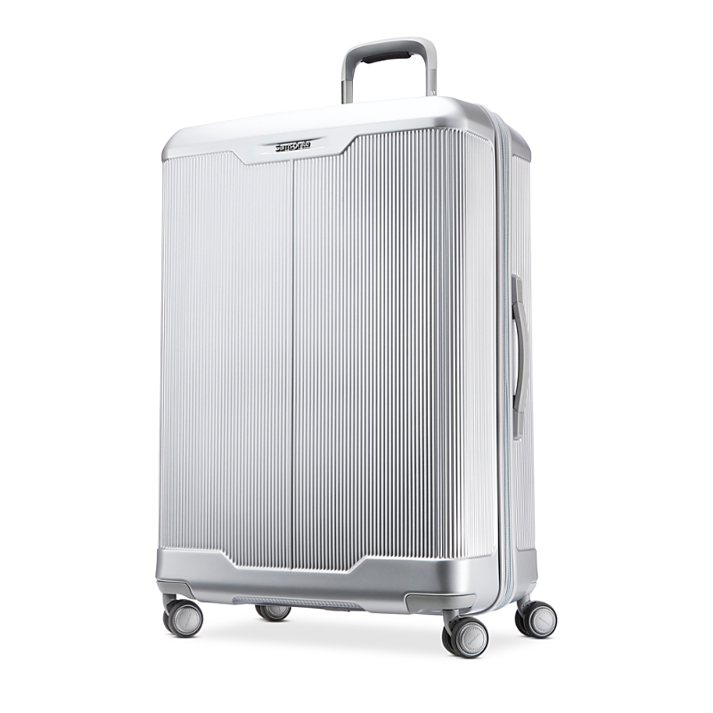 Samsonite Silhouette 17 Large Expandable Spinner Suitcase