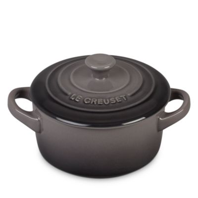 8 oz. Stoneware Mini Round Cocotte