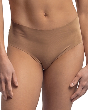 Nude Barre Scalloped Thong In 10am