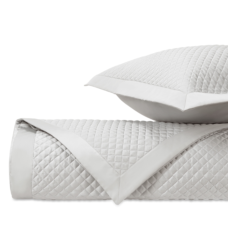HOME TREASURES DIAMOND STANDARD QUILTED SHAM, PAIR