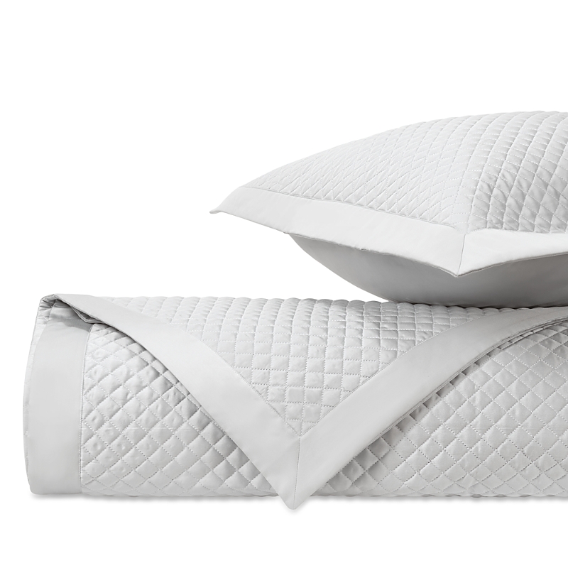 HOME TREASURES DIAMOND STANDARD QUILTED SHAM, PAIR
