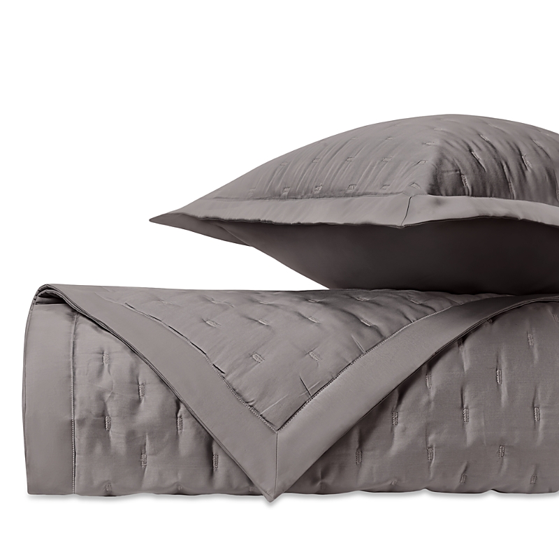HOME TREASURES FIL COUPE QUILTED COVERLET, KING