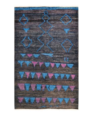 Modern M1621 Area Rug, 5'3" x 8'3"