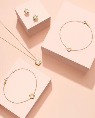 Mother of Pearl Flower Stud Earrings in 14K Yellow Gold 