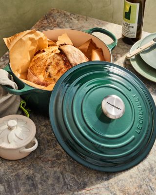 5.5-Quart Signature Round Dutch Oven