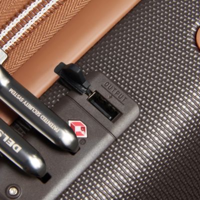 Chatelet Air 2 Carryon Spinner Suitcase