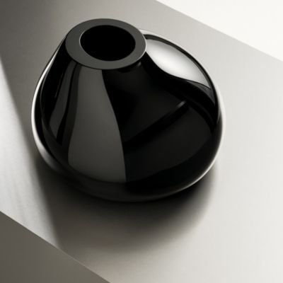 Ebon Black Vase Collection