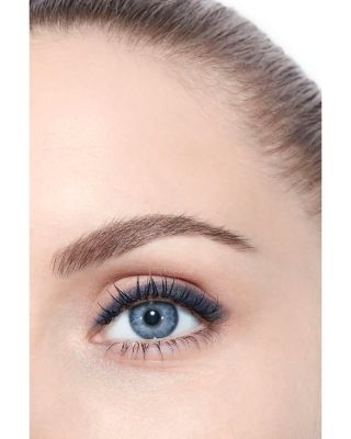 LE CRAYON YEUX Precision Eye Definer