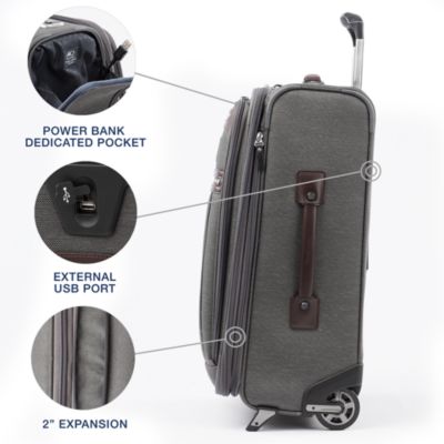 Platinum Elite 22" Expandable Carry On Rollaboard